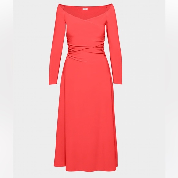 NWT! Aritzia Babaton Title Dress in Cherry Red Off-the-Shoulder Midi Size S - Picture 3 of 11